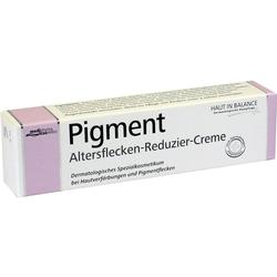 Eine Packung Creme gegen Altersflecken von medipharma cosmetics.